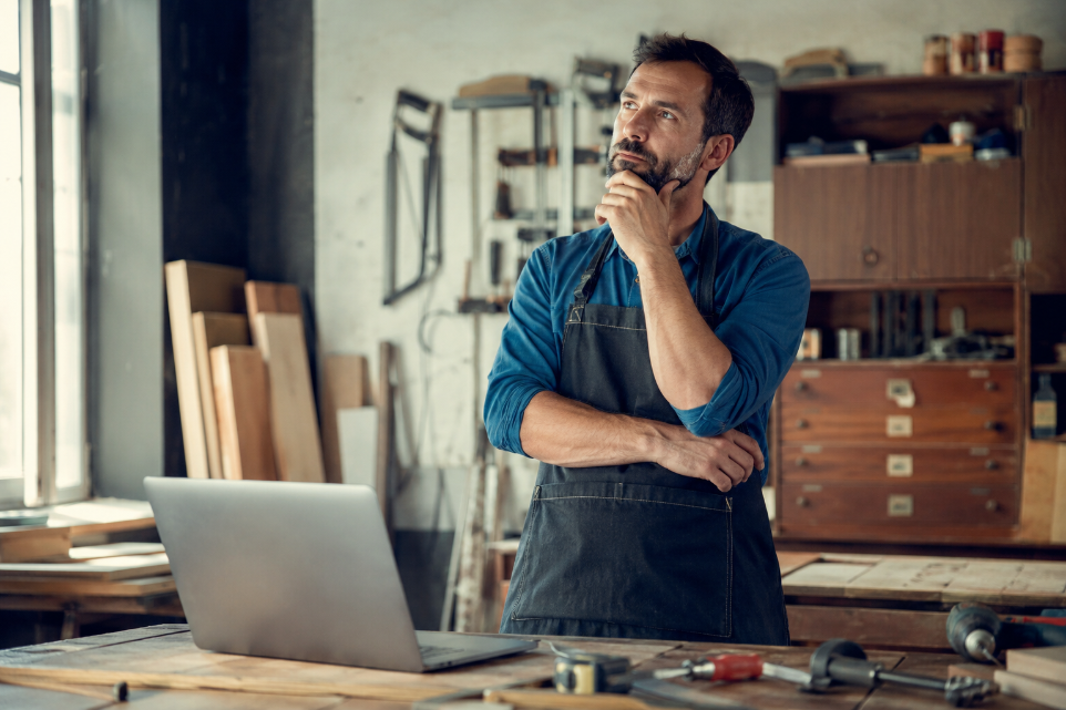 artisans réflechissant à sa croissance et son site internet zebrane